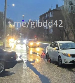 В Кемерове сбили женщину на переходе