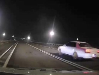 За нарушителем на иномарке в Ленинск-Кузнецком округе гнались сразу несколько экипажей ГИБДД