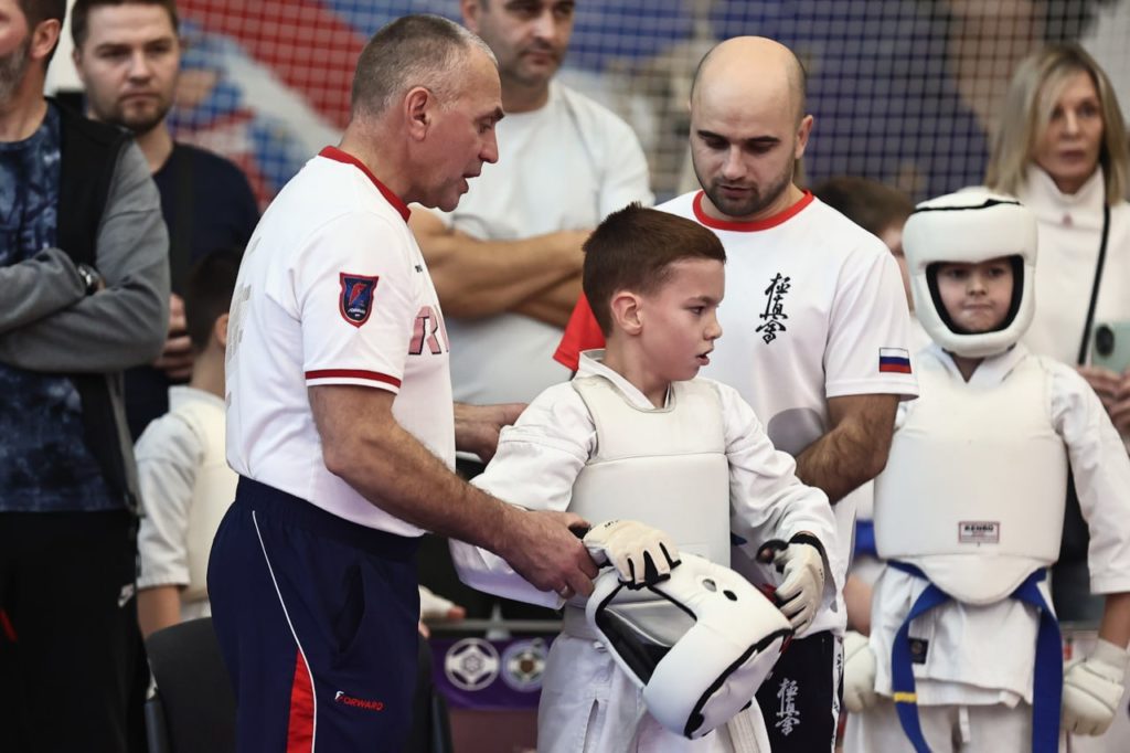 СУЭК-Кузбасс поддержала юных спортсменов на фестивале по киокусинкай карате