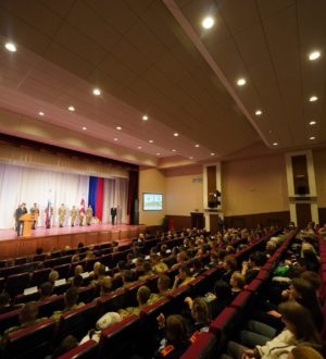 Губернатор Кузбасса вручил областные награды отличившимся бойцам Росгвардии