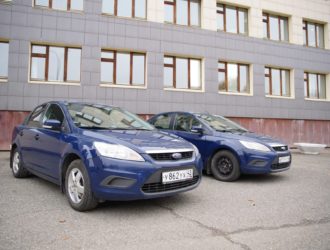 Кузбасские налоговики передали на нужды СВО две машины
