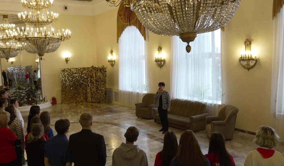 В Прокопьевском Ленкоме с театральными фишками познакомили активистов Движения Первых