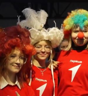 В Прокопьевском Ленкоме с театральными фишками познакомили активистов Движения Первых