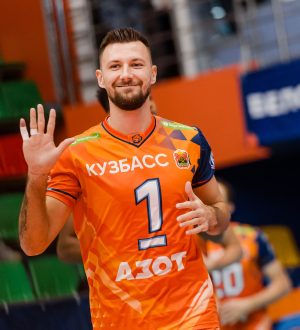 Волейбольный «Кузбасс» в субботу примет гостей из Сургута