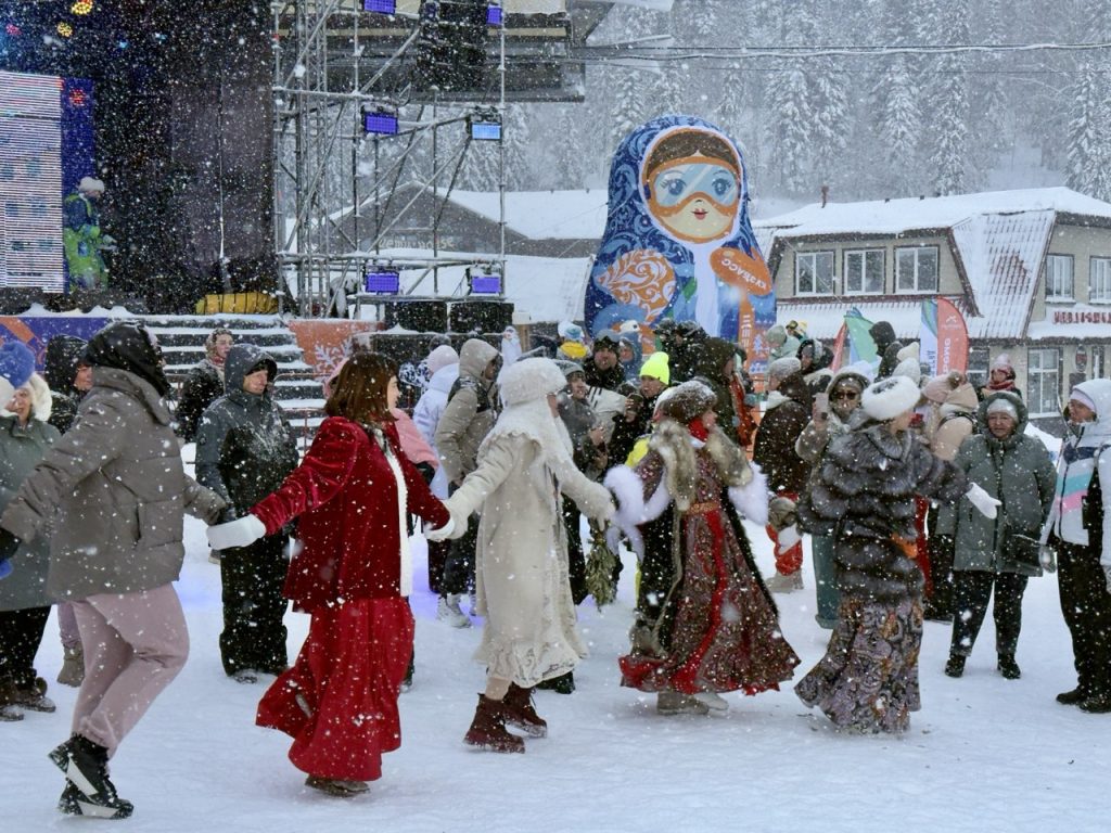 «Настоящая русская зима здесь!»: «Шерегешфест» 2025 открыл юбилейный 45-й горнолыжный сезон