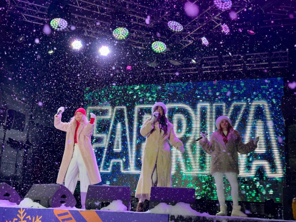 «Настоящая русская зима здесь!»: «Шерегешфест» 2025 открыл юбилейный 45-й горнолыжный сезон