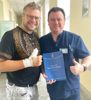 Известного дрессировщика покусал медведь в Кемерове