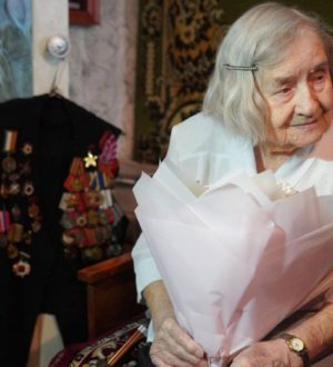 Сбившая немецкий самолет зенитчица отметила 102-й день рождения в Кемерове