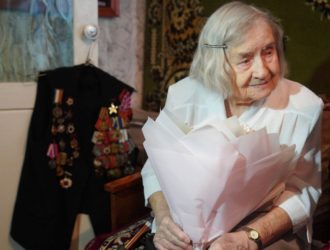 Сбившая немецкий самолет зенитчица отметила 102-й день рождения в Кемерове