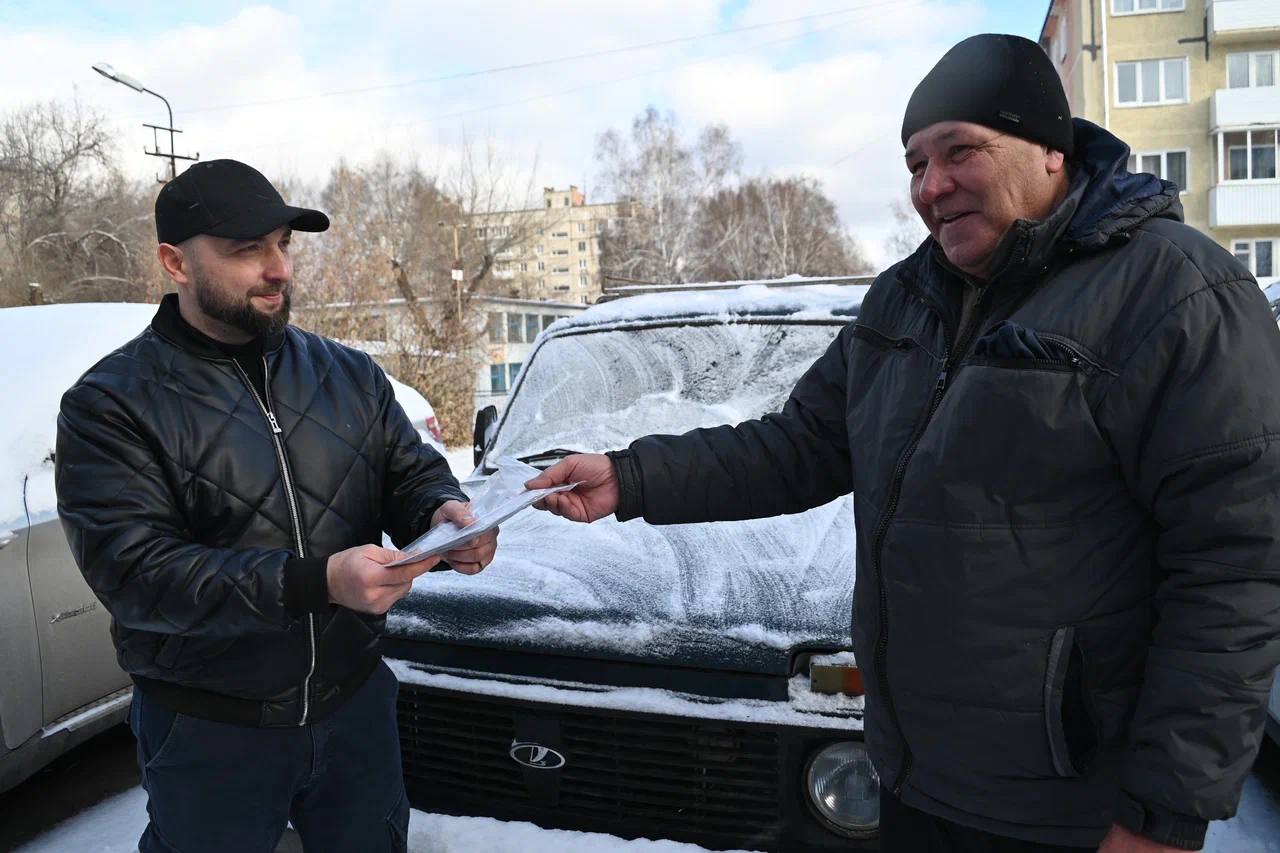 Кузбассовцы в зону СВО отправят автомобиль и необходимые вещи для бойцов