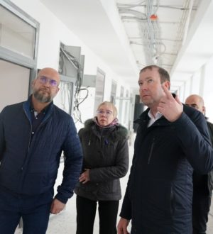 Школу №10 в Кемерове отремонтировали на 80%