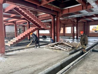 Застройщик срывает сроки реконструкции школы №3 в пгт Яя