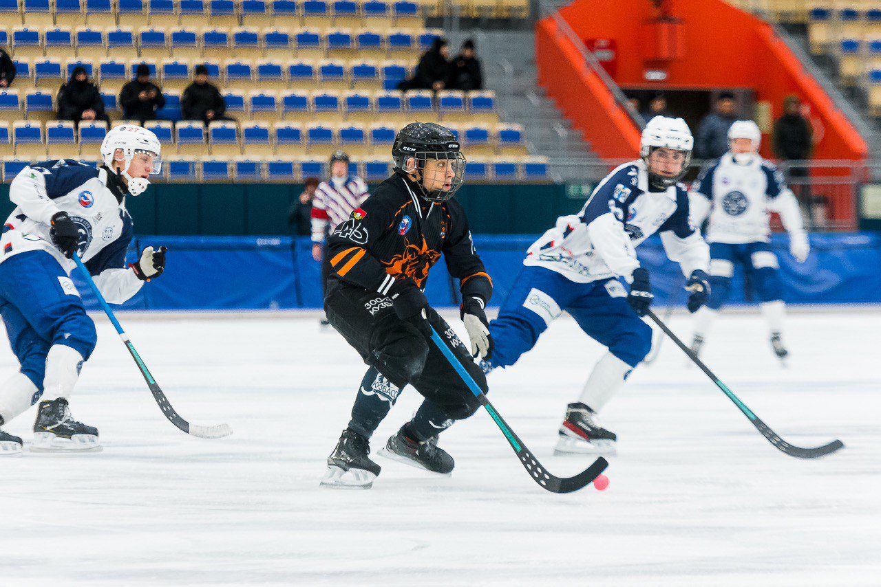 «Кузбасс» одержал победу над «Сибсельмашем» в первом туре Суперлиги