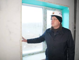 Илья Середюк распорядился ускорить темпы возведения дома для льготников в Тисуле