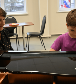 В селе Колмогорово Яшкинского округа капитально отремонтировали Детскую школу искусств