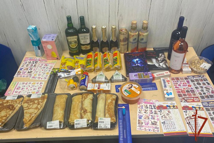 Кемеровчанка хотела вынести из магазина товар на 20 тысяч рублей