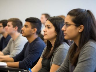 Минобрнауки запустит для студентов школу будущих родителей