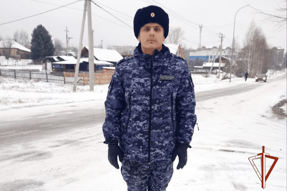 Росгвардеец спас жителя Анжеро-Судженска, уснувшего на улице