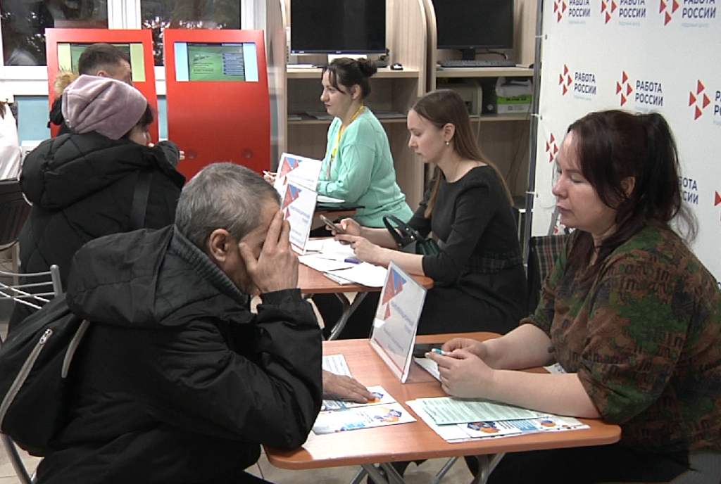 Около 30% соискателей находят работу: ярмарка вакансий прошла  в Новокузнецке