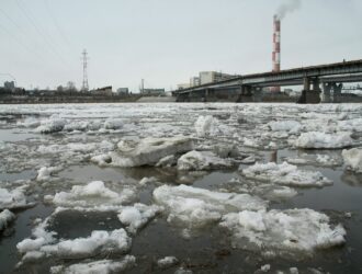 Мэр Кемерова рассказал, когда будут подрывать лед на Томи