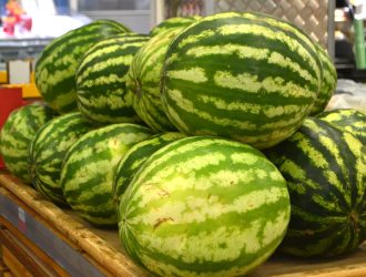 Почти 350  тонн потенциально опасных овощей и арбузов завезли в Кузбасс