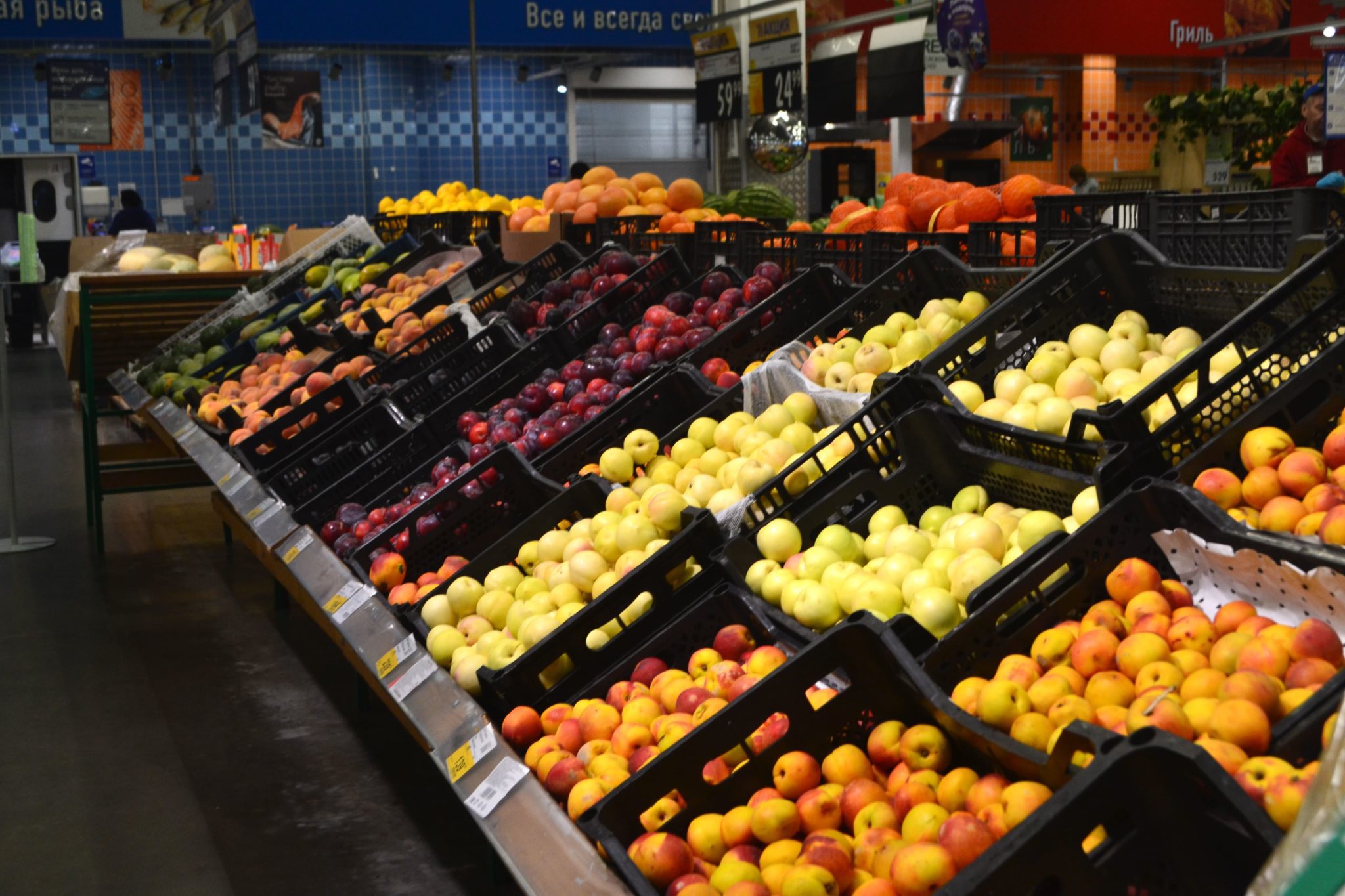 В Кузбассе назвали лидеров по ввозу в регион овощей и фруктов