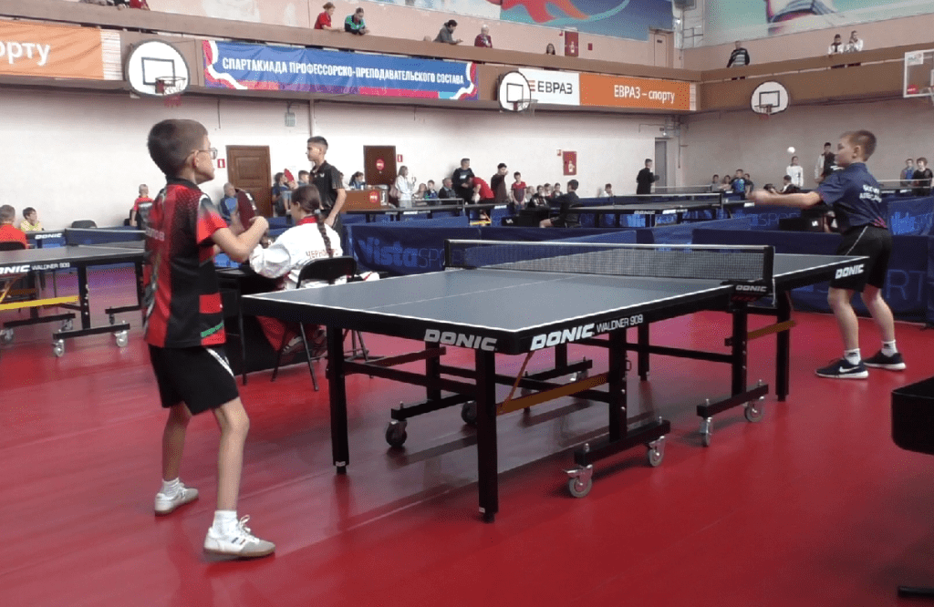 В Новокузнецке состоялись межрегиональные соревнования по настольному теннису «Надежды Кузбасса»