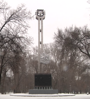 В Новокузнецке провели реконструкцию стелы в парке Гагарина на средства от туристического налога