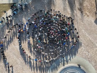 В Белове порядка 500 человек собрались в «Хоровод дружбы»