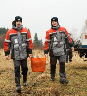  УК «Кузбассразрезуголь» провела зарыбление верховьев Томи для очистки рек