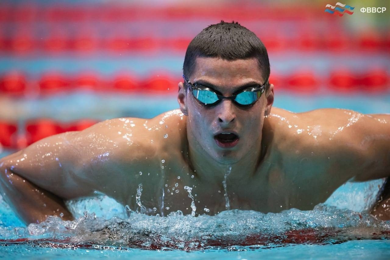Новокузнечанин Александр Жигалов взял бронзу на чемпионате страны по плаванию