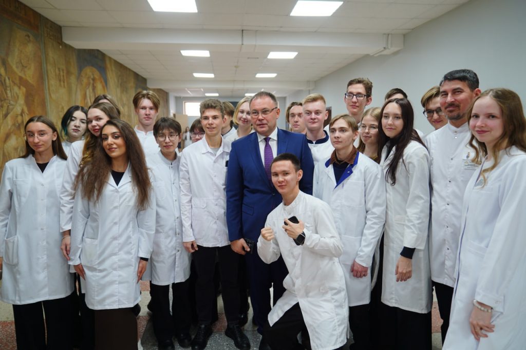 Семь десятилетий КемГМУ Минздрава России: здесь становятся врачами и развивают науку