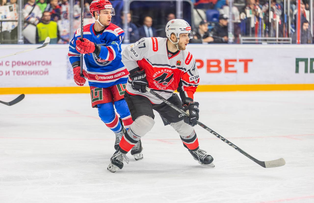 Новокузнецкий «Металлург» победой в Туле завершил выездную серию