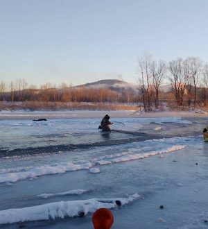 Жительница Междуреченска едва не уплыла на отколовшейся льдине
