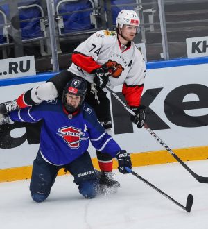 «Кузнецкие Медведи» одолели «Чайку» в буллитной серии