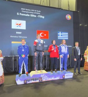 Кузбассовцы завоевали 11 медалей чемпионата и первенства Европы по муайтай в Афинах