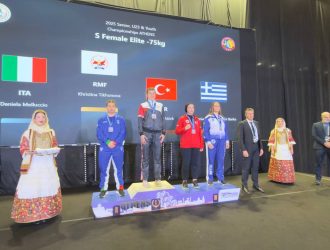 Кузбассовцы завоевали 11 медалей чемпионата и первенства Европы по муайтай в Афинах