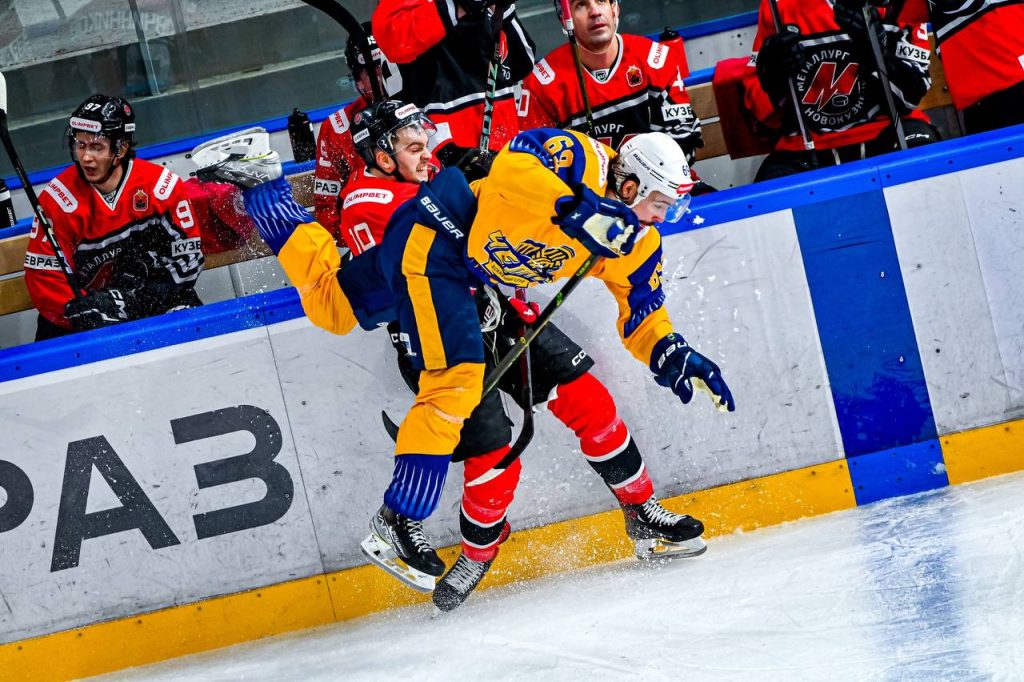 Победили, но тренер недоволен: новокузнецкий «Металлург» обыграл «Челны»