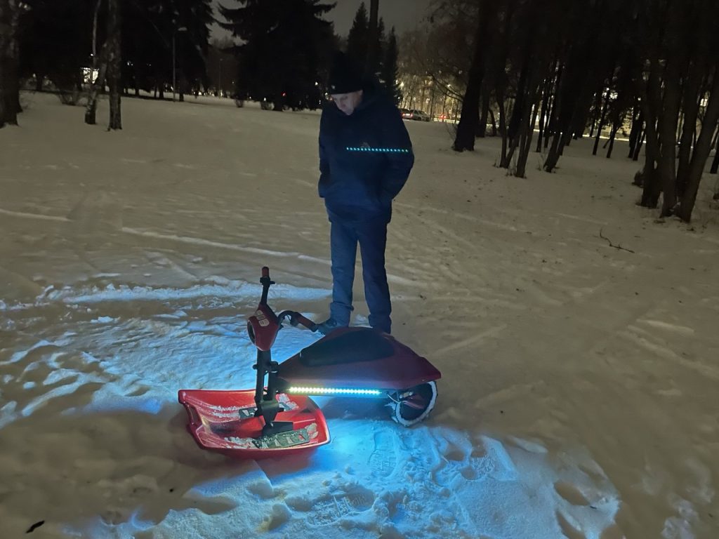 Электроснегокаты в Новокузнецке стали новым развлечением горожан