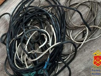 Кузбассовцу грозит до пяти лет тюрьмы за кражу медного кабеля из частного дома