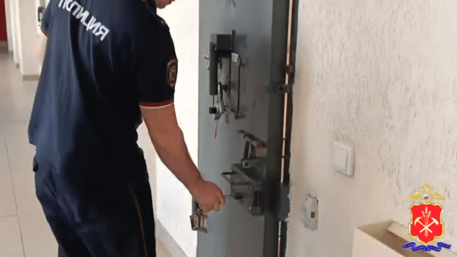 Новокузнечанина, которого подозревают в поджогах служебного автомобиля и здания отдела полиции, взяли под стражу