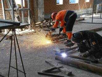 В России утвердили список профессий для бесплатного переобучения в 2026 году