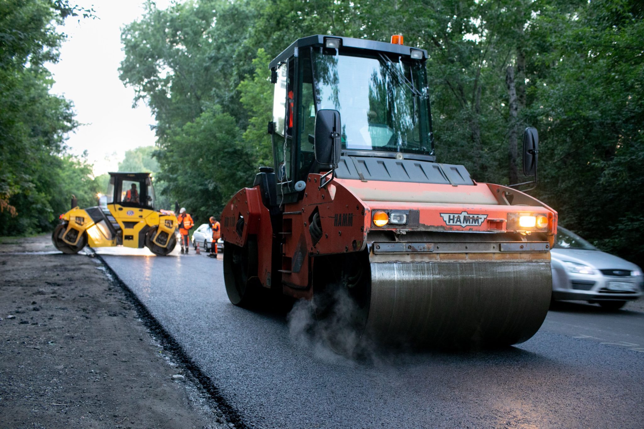 В Калтане в 2,5 раза снизили минимальный гарантийный срок по ремонту дороги