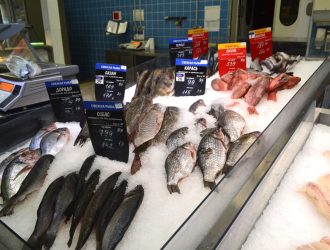 Более 280 кг опасной рыбы и морепродуктов изъяли из магазинов в Кузбассе