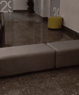 В столице Кузбасса затопило год назад отремонтированную школу