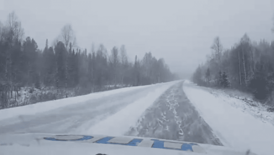 ГИБДД Кузбасса предупреждает водителей о сложных дорожных условиях