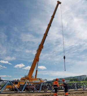 Правительство предложило обязать детей трудовых мигрантов покидать Россию после 18 лет