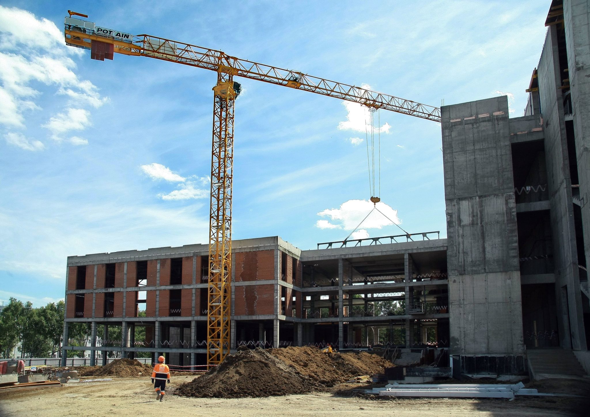 Более 4,7 трлн рублей внебюджетных инвестиций привлечено в регионы благодаря инфраструктурным кредитам