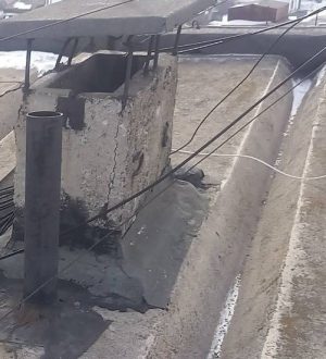 В Новокузнецком округе привели в порядок крышу после жалобы ветерана СВО