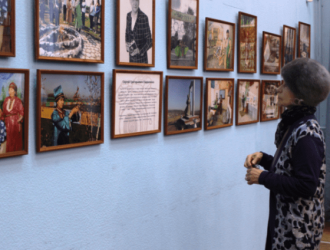 В Новокузнецке открыли уникальную фотовыставку о телеутах